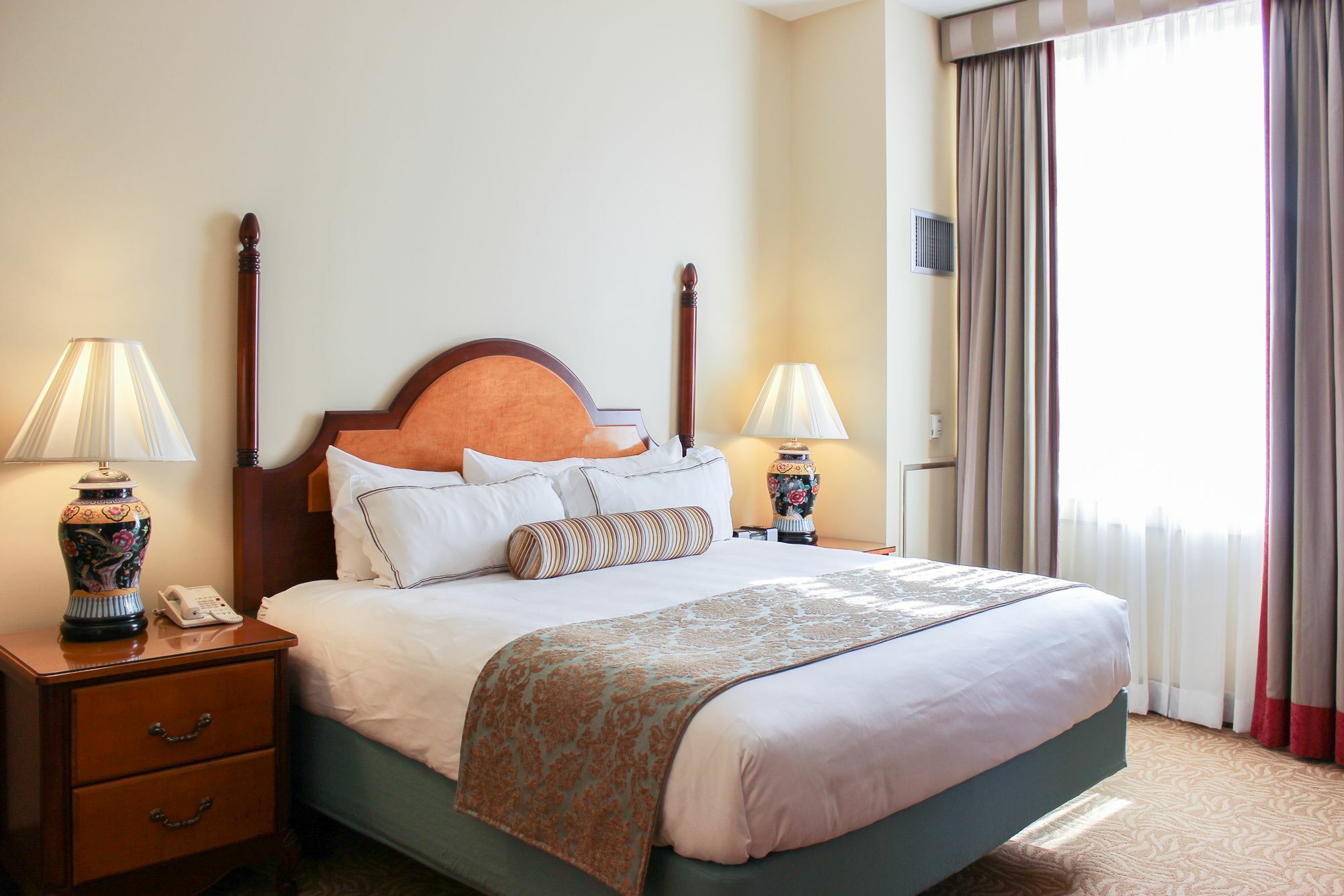 Hotel Провиденс Экстерьер фото